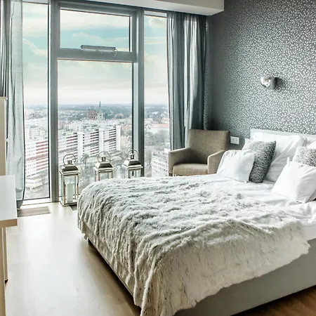 Apartmán Apartamenty Sky Tower B&B *